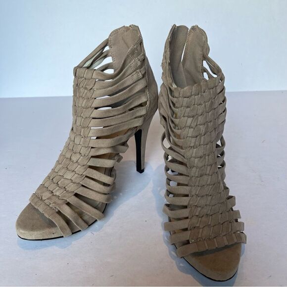 Fergalicious Women's Tan High Heeled Strappy Sandals Size 6.5M Faux Suede - Picture 1 of 9